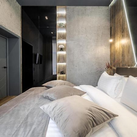 Alfa Apartments Kulisha 40 Lviv Extérieur photo