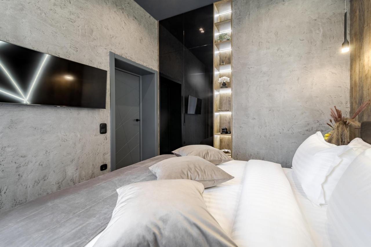 Alfa Apartments Kulisha 40 Lviv Extérieur photo