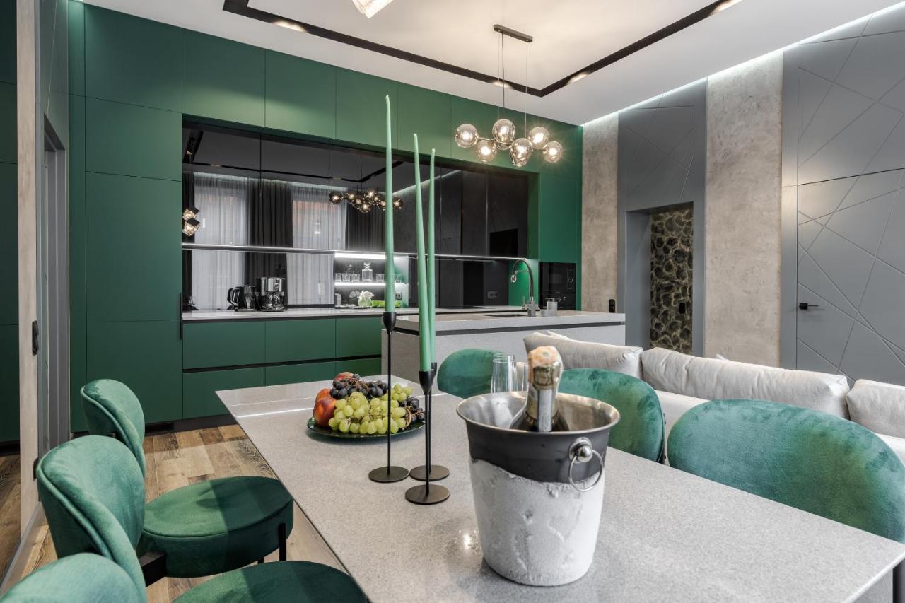Alfa Apartments Kulisha 40 Lviv Extérieur photo